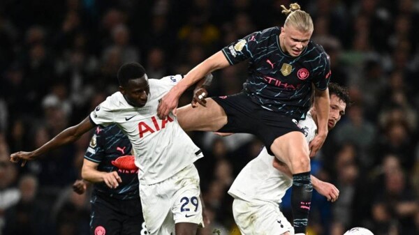 ФИФА рассматривает возможность разрешить местным лигам проводить матчи за рубежом